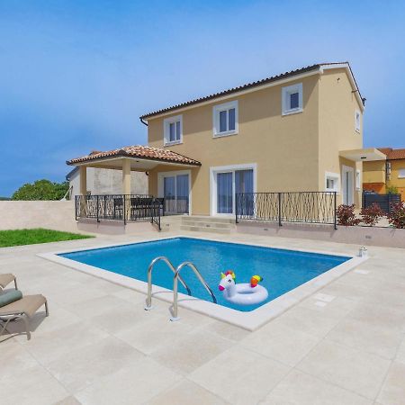 Holiday Home Villa Dora By Interhome Pula Exterior photo